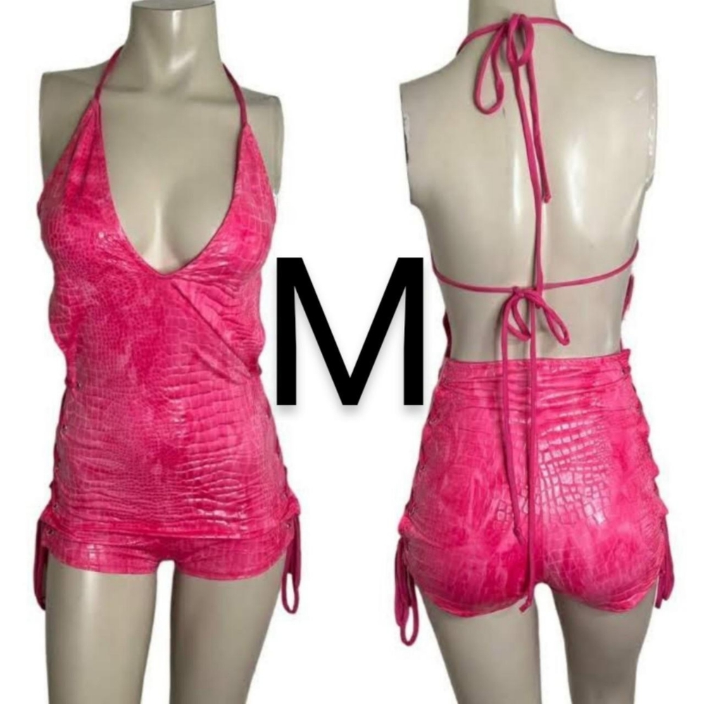 🆕Pink Textured Croc Halter Mini Romper~Size M